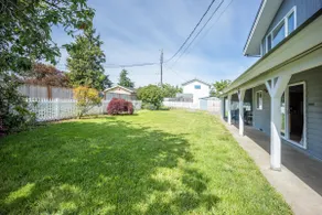 Spacious Family Retreat on Olympic Discovery Trail - Image 5