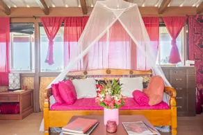 Magical Lava Temple  Eco-Retreat w Volcano Views and Black Sand Beaches - Image 2