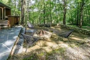 Asheville Cabin Epic Fireplace One Acre Mid Mod - Image 4