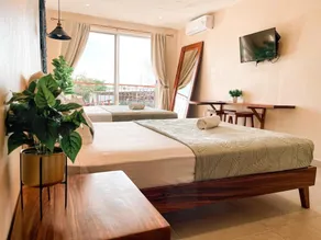 Brand new private SUITE E, with a rooftop pool - Image 2