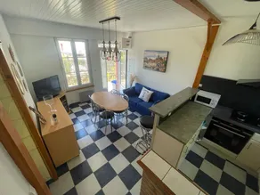 Pleasant townhouse close to shops and beach - Image 2
