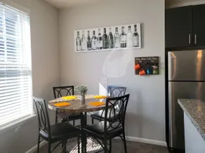 Luxury 1BR/1BA w/ Top Amenities in Prime Location - Image 5