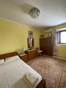Santy’s house - Image 5