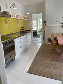 Cozy, bright, quiet apartment close to the city - Image 3