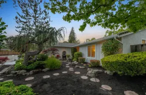 Cheerful 3 bedrooms 2bathrooms Single Family house - Image 3