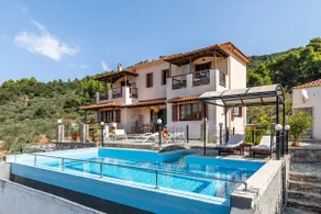 Villa Peparethos | Where Summer Feels Effortless - Image 2