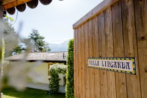 Villa Lingarda in a quiet location with lake view and garden - Image 3
