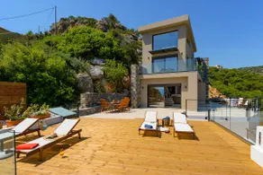 Beachfront Villa Phi φ - Image 2