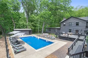 Private 2 Bed/2 Bath Cottage, Pool, Beach Access - Image 2