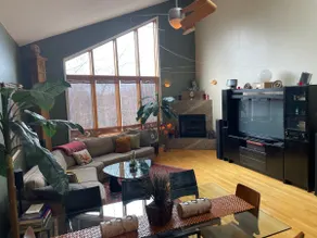 Amazing Fun Condo, City view next to 606 Trail! - Image 2
