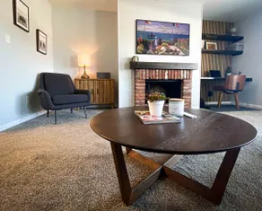 Prairie Condo - Comfortable and Convenient - Image 4