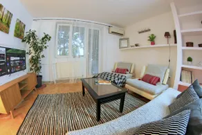 Rox Central Apartments 5 - Image 3