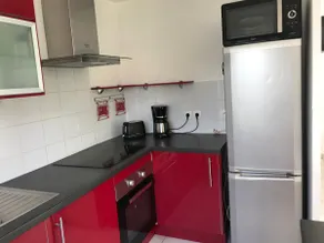 Apartment + garden - Image 4