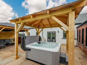 Westertonhill Lodges - Private Hot Tub Hire Available - Image 2