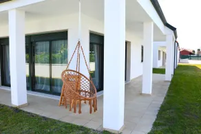A beautiful apartment, garden and community pool - Image 2