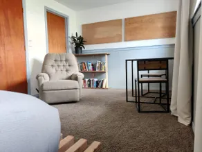 Sunny Riverfront Abode - Image 4