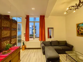 Duplex – Charming loft 50 m from the main square - Image 3