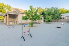 Spacious Home w/Guesthouse+Fire Pit+Yard Games+BBQ - Image 2