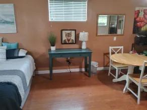 Cody's Oasis Cali King bed guest house - Image 3