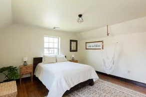 Conestoga Cottage with Hot Tub - Image 2