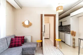 Newly furnished luxury apartment in a central location - Image 3