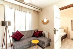 Newly furnished luxury apartment in a central location - Image 2