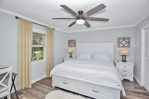 Private, Quite, Comfortable Family Landing Pad / Newly Remodel - Image 2