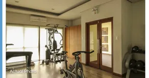Lovely 2 BR Condo with FREE Secured Parking - Image 4