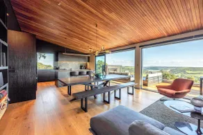 Kaitiaki Lodge - Private pool & Spa - Image 3