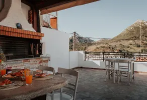 Chaniotis Home, In the heart of Kinidaros - Image 4
