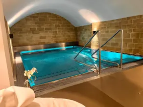 Family apartment in the heart of Bern with pool & sauna - Image 5