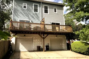Urban Retreat with Garage on Mt. Washington - Image 2