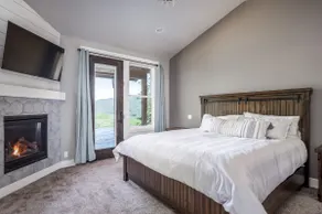 Hoodview House - Luxury Mt Hood Scenic Views - Image 4