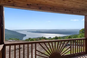 Overlook  Sleeps 9 :) - Image 4