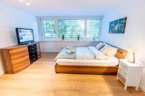 Sustainable Living on 1st Floor, Free Parking! - Image 3