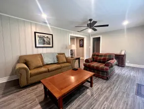 The Duplex @ Midtown/Medical District - Image 3