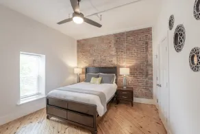 Downtown Main St Loft 137 - Walk to Expo Center ! - Image 4