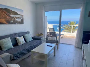 Casa Aita - refurbished apartment with unparalleled sea view - Image 2