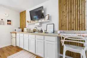 MasterSuite w/ Private Entry and Bathroom - Image 4