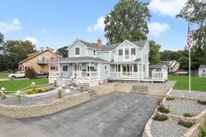 Rhode Island Haven: Walk to Greenwich Bay! - Image 5
