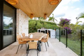 Luxury House next to Guatapé reservoir wtih Jacuzzi, gym & tennis court - Image 4