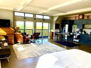 Peabody Penthouse Top of the World Sunset View - Image 3