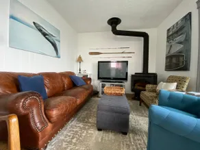 Cute BeachHouse with a Personal Beach/Fire Pit/BBQ - Image 5