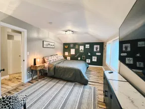 The Juniper Private 3BR Near Brady Street - Image 3