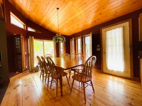 The Lake House at Grand Marais - Image 4