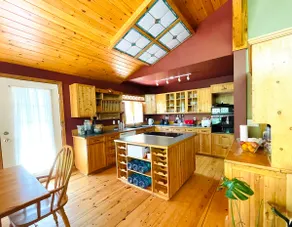 The Lake House at Grand Marais - Image 3