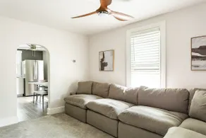 Lovely 2 rooms apartment - Image 2