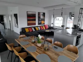 Exclusive 100 m² penthouse with 360° view and AC - Image 4