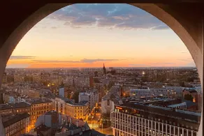 Exclusive 100 m² penthouse with 360° view and AC - Image 5