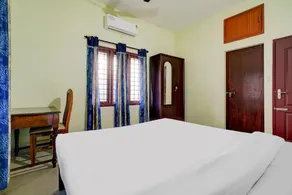 Home stay in Kundanoor - Image 4